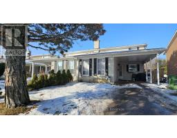 52 ENDSLEIGH CRESCENT, Toronto, Ontario