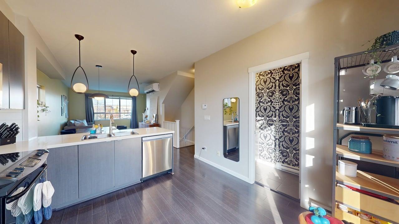 70 19505 68a Avenue, Surrey, British Columbia  V4N 6K3 - Photo 4 - R3083529