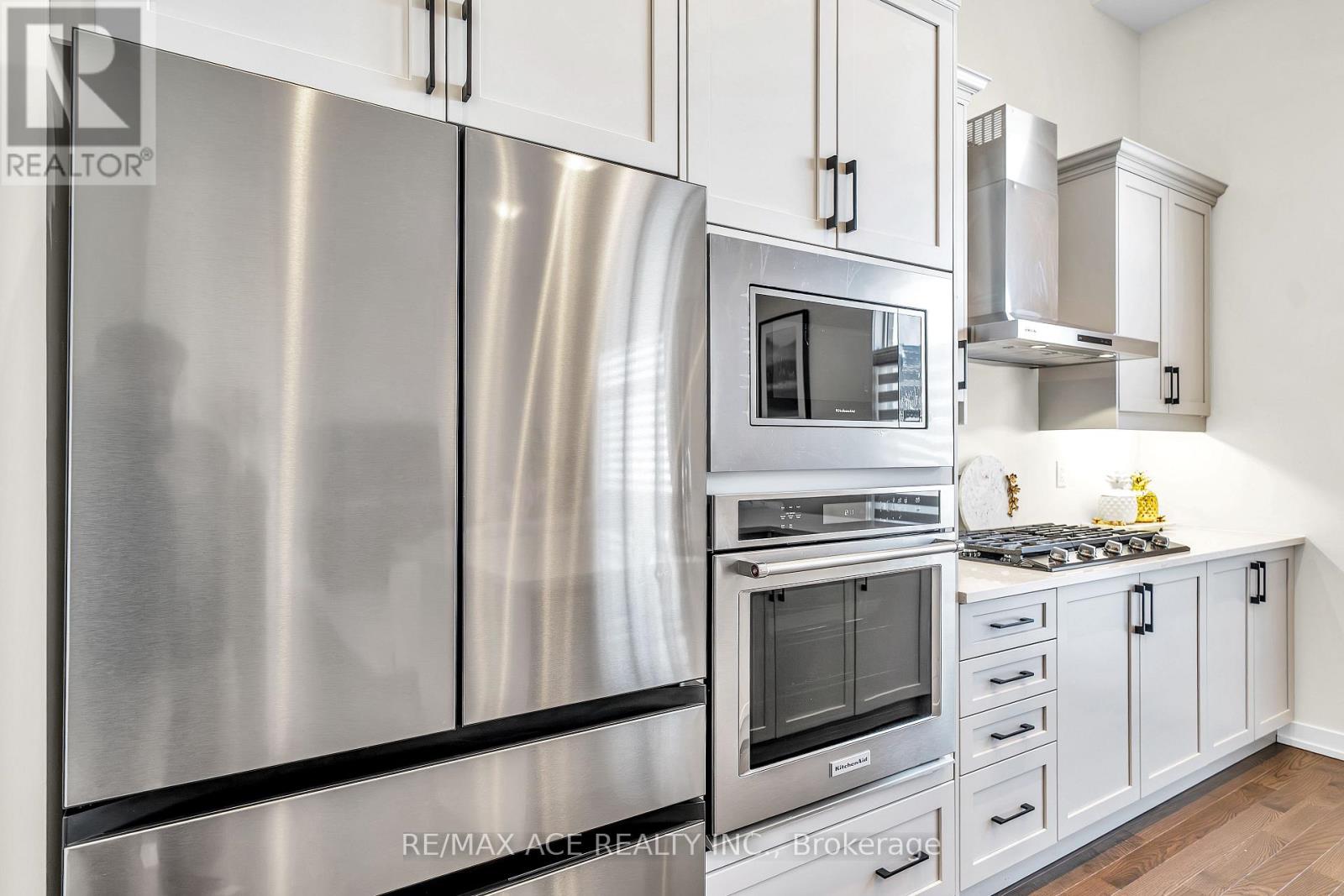 945 Rexton Drive, Oshawa, Ontario  L1L 0V1 - Photo 12 - E12745086