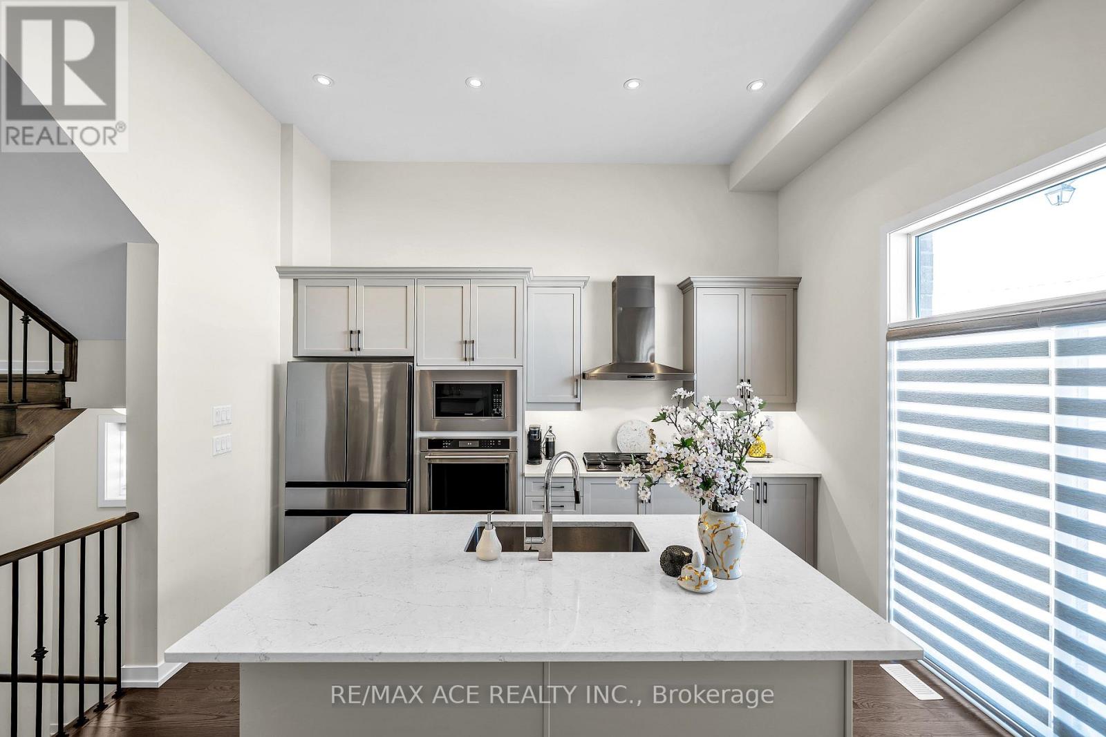 945 Rexton Drive, Oshawa, Ontario  L1L 0V1 - Photo 16 - E12745086