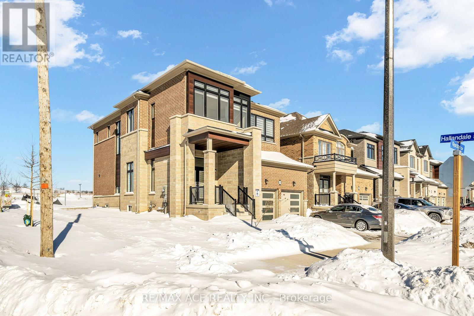 945 Rexton Drive, Oshawa, Ontario  L1L 0V1 - Photo 2 - E12745086