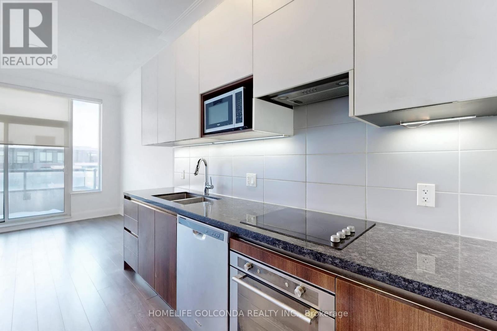 901 - 15 Water Walk Drive, Markham, Ontario  L6G 0G2 - Photo 12 - N12745066