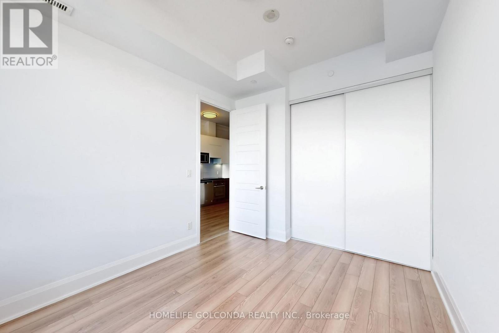 901 - 15 Water Walk Drive, Markham, Ontario  L6G 0G2 - Photo 15 - N12745066