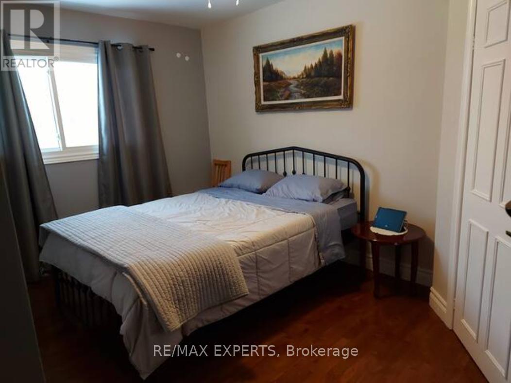 1139 Belle Aire Beach Road, Innisfil, Ontario  L0L 1C0 - Photo 21 - N12745138