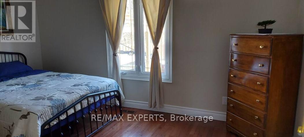 1139 Belle Aire Beach Road, Innisfil, Ontario  L0L 1C0 - Photo 8 - N12745138