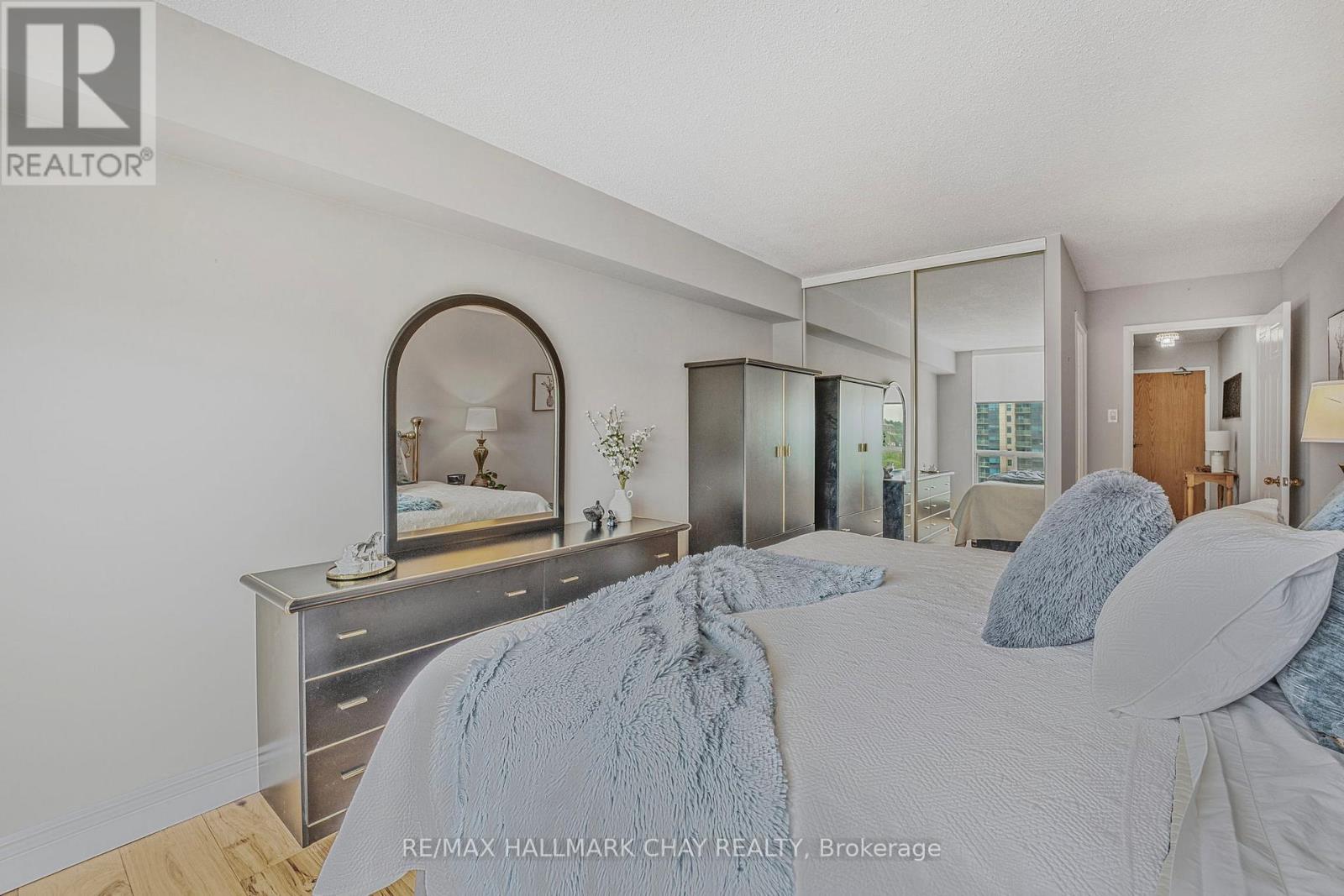 610 - 65 Ellen Street, Barrie, Ontario  L4N 3A5 - Photo 16 - S12745080