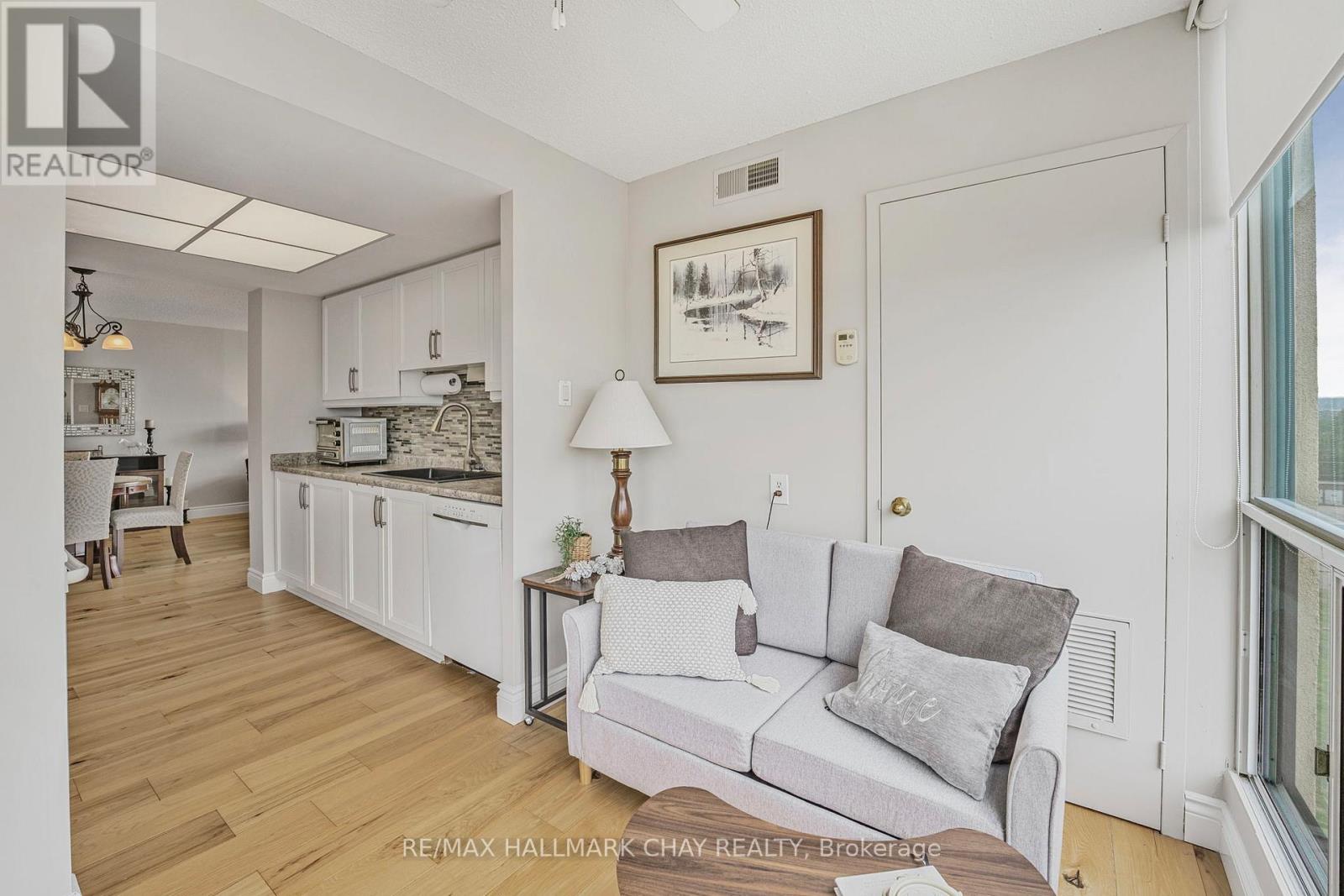 610 - 65 Ellen Street, Barrie, Ontario  L4N 3A5 - Photo 24 - S12745080