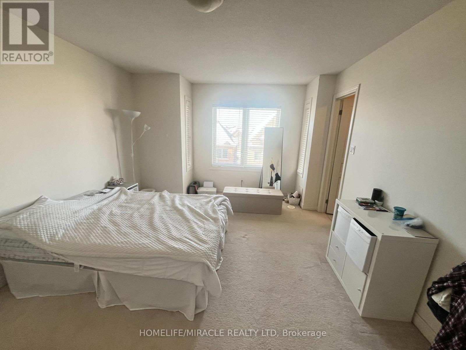 16 Botanical Avenue, Brampton, Ontario  L6Y 6E3 - Photo 8 - W12744178