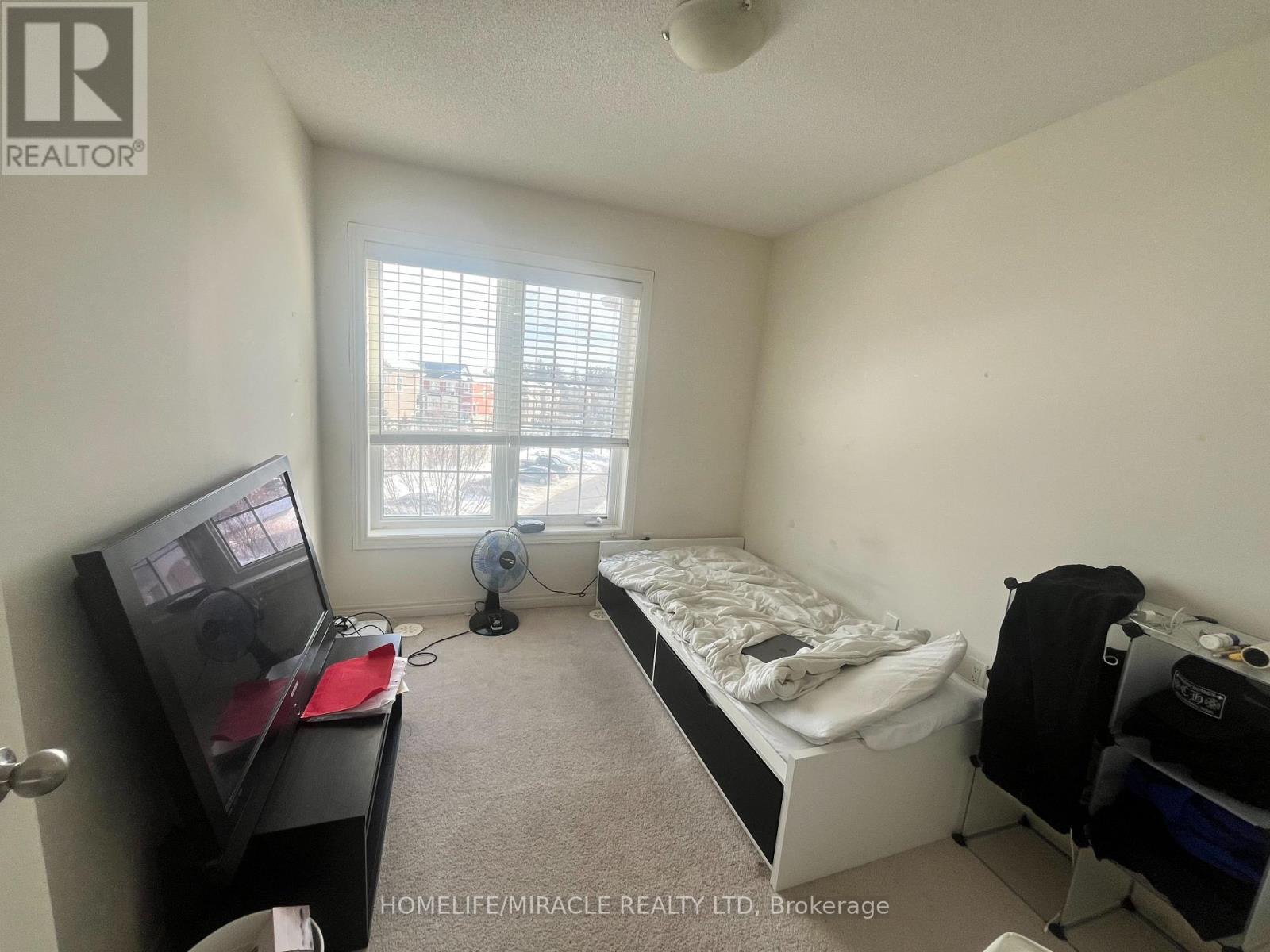 16 Botanical Avenue, Brampton, Ontario  L6Y 6E3 - Photo 6 - W12744178