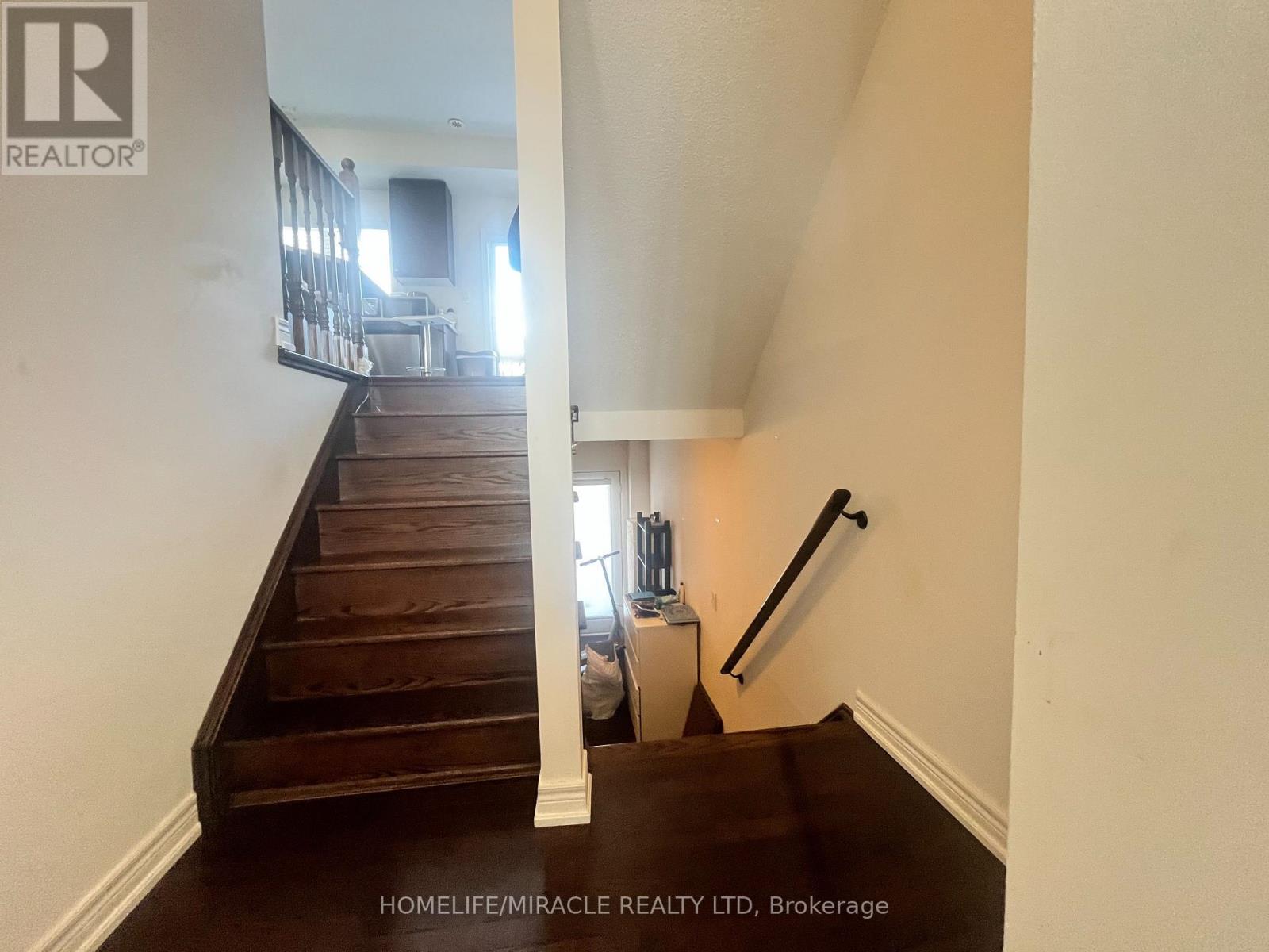 16 Botanical Avenue, Brampton, Ontario  L6Y 6E3 - Photo 12 - W12744178