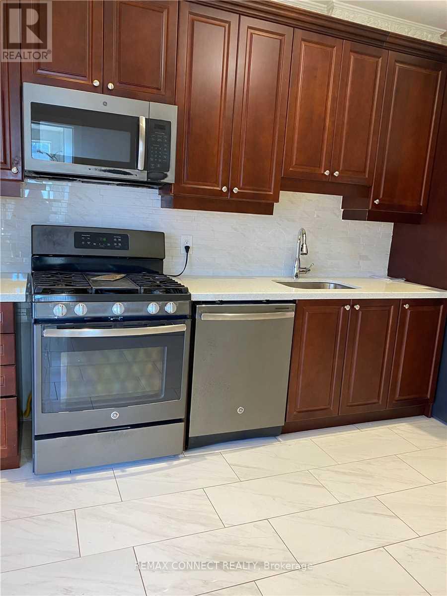 Main - 1978 Dufferin Street, Toronto, Ontario  M6E 3R1 - Photo 2 - W12745096