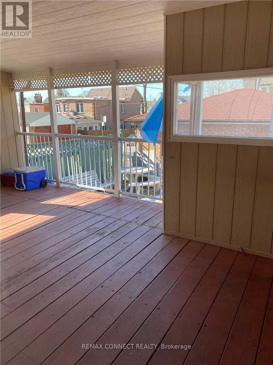 Main - 1978 Dufferin Street, Toronto, Ontario  M6E 3R1 - Photo 6 - W12745096