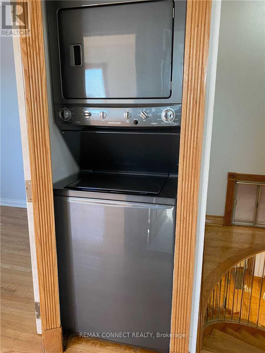 Main - 1978 Dufferin Street, Toronto, Ontario  M6E 3R1 - Photo 7 - W12745096