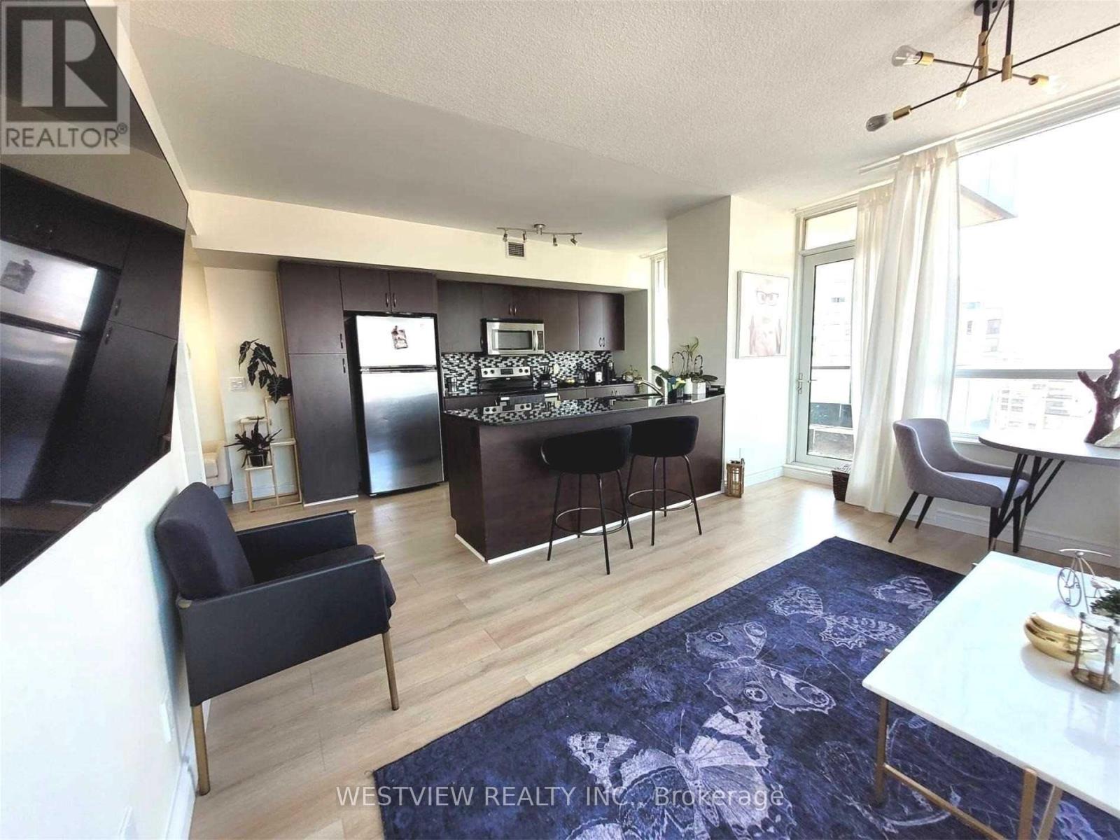 1002 - 2240 Lake Shore Boulevard W, Toronto, Ontario  M8V 0B1 - Photo 8 - W12745122