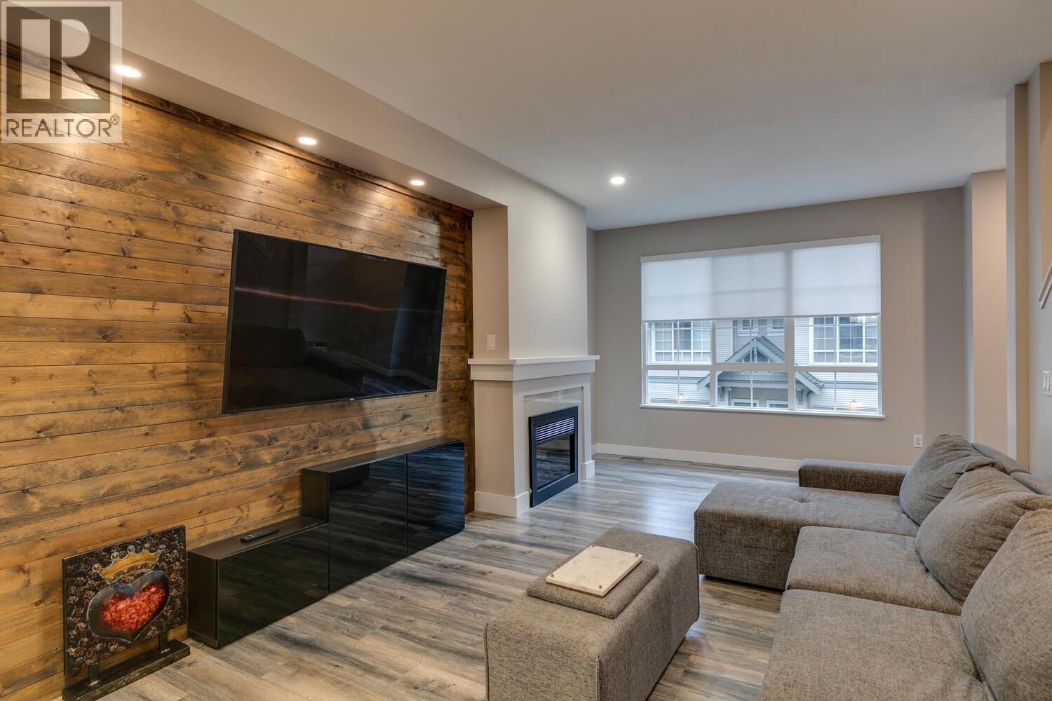 189 9133 Government Street, Burnaby, British Columbia  V3N 0B1 - Photo 4 - R3084962