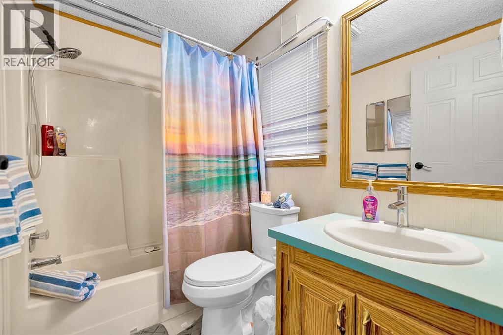 254 Erin Woods Circle Se, Calgary, Alberta  T2B 3C9 - Photo 30 - A2278048