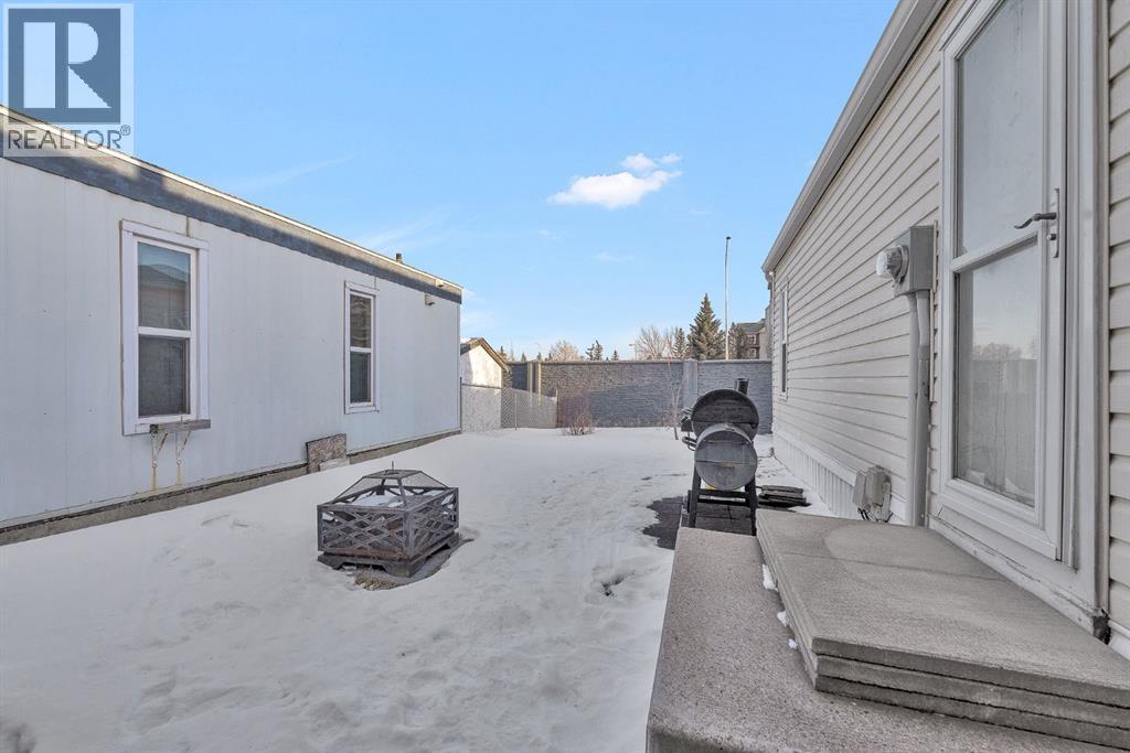 254 Erin Woods Circle Se, Calgary, Alberta  T2B 3C9 - Photo 36 - A2278048