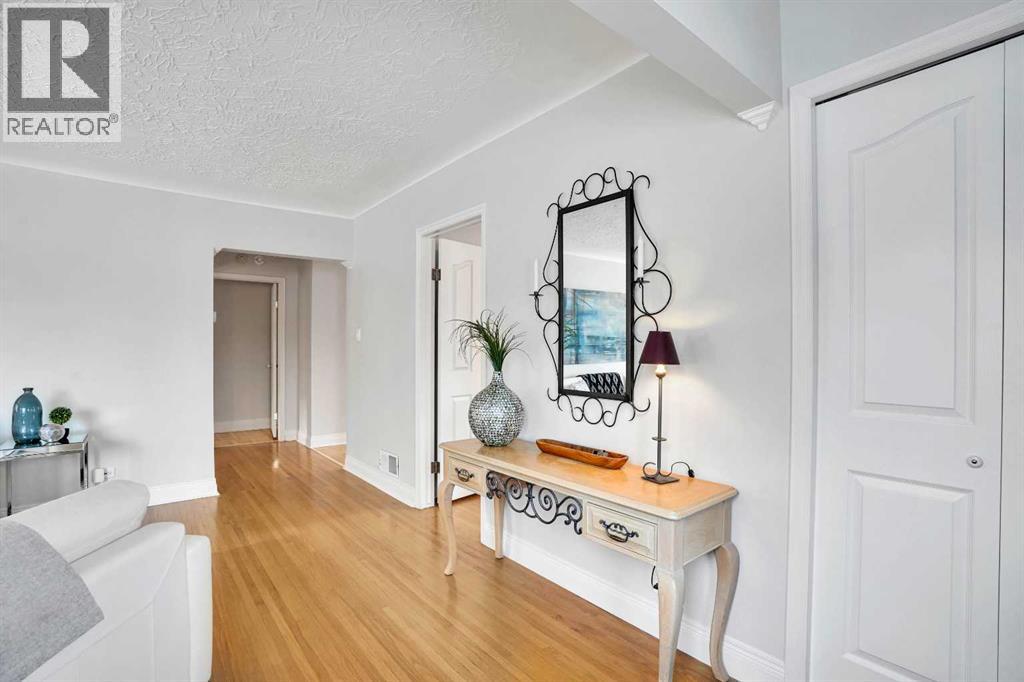 1317 9 Street Nw, Calgary, Alberta  T2M 3L1 - Photo 9 - A2281333