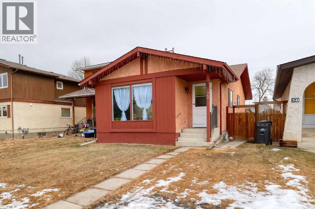 28 7 Avenue Se, High River, Alberta  T1V 1E9 - Photo 2 - A2282757