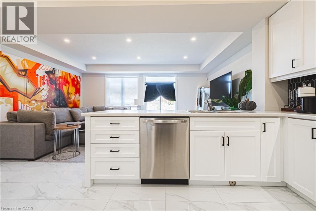 21 Zoe Lane, Binbrook, Ontario  L0R 1C0 - Photo 11 - 40802081