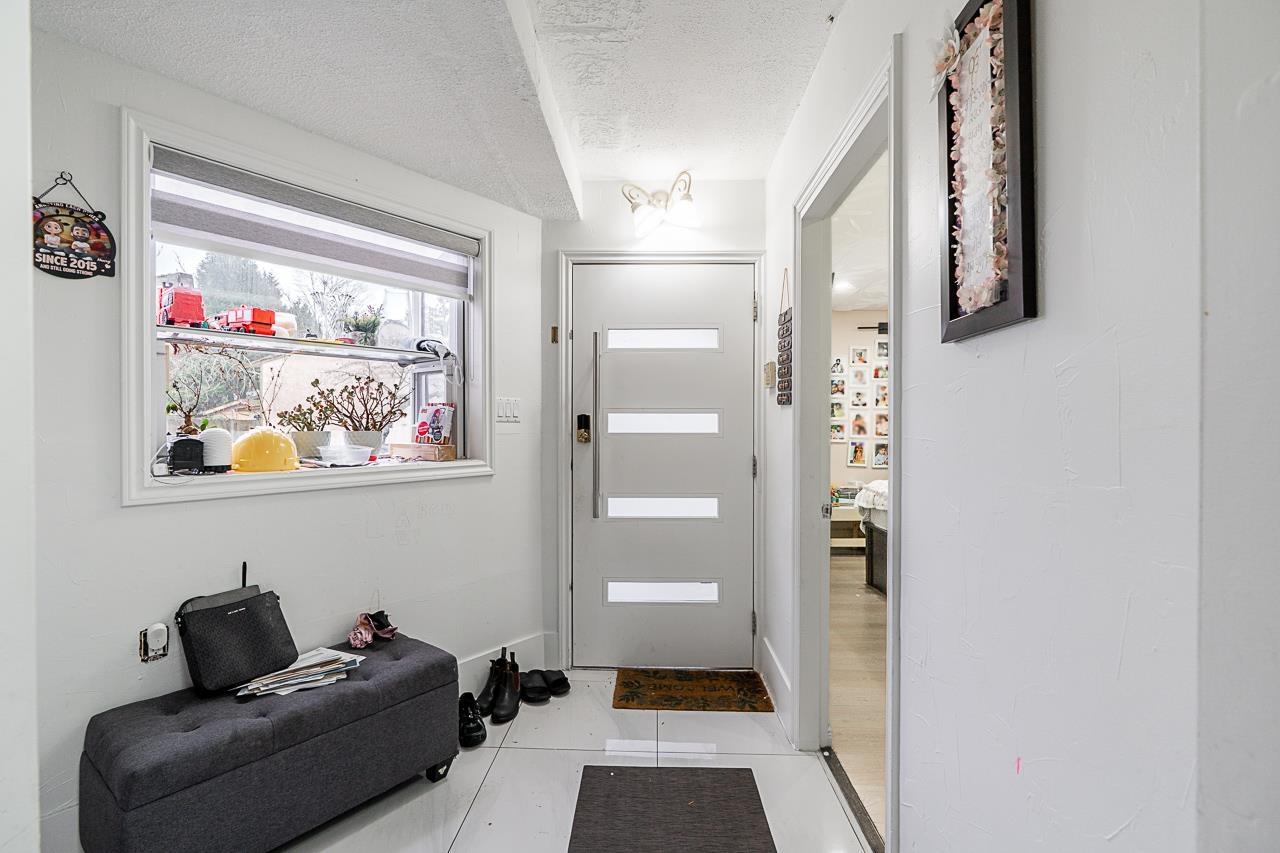 12501 76a Avenue, Surrey, British Columbia  V3W 7W5 - Photo 4 - R3084831