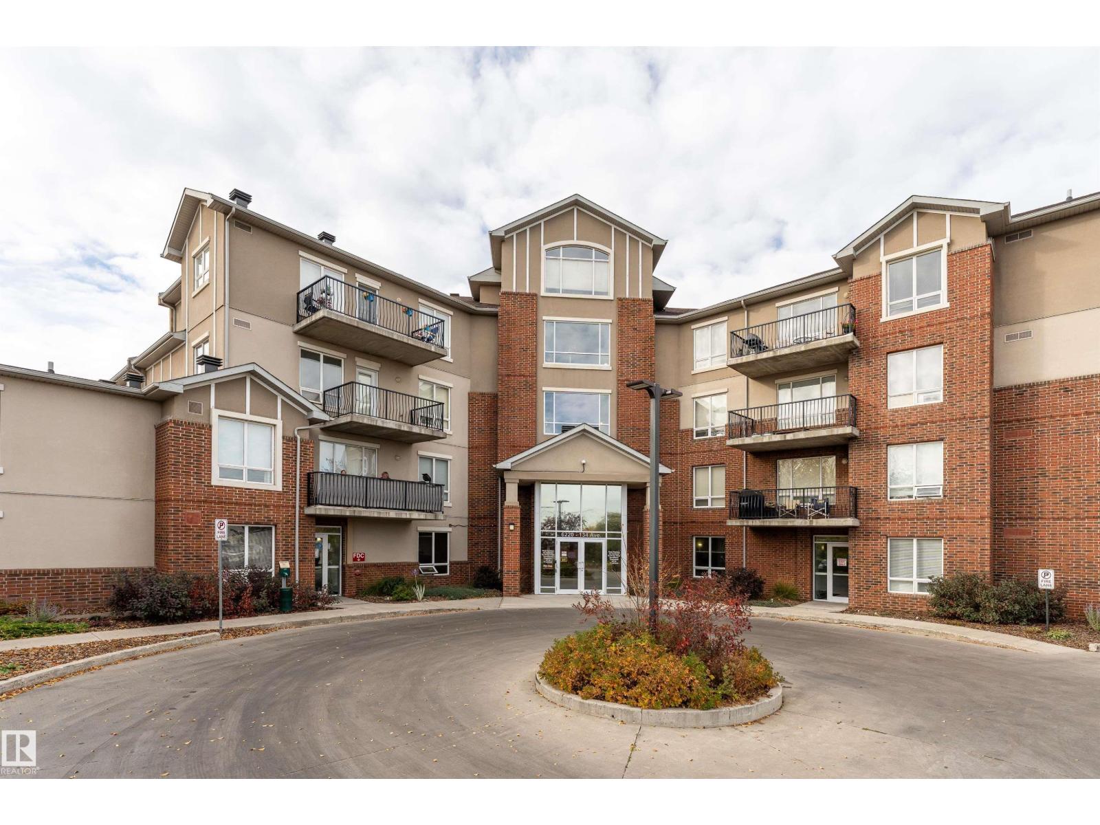 #101 6220 134 AV NW, Edmonton, Alberta