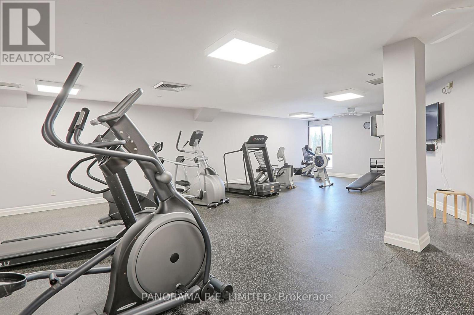 302 - 1400 Dixie Road, Mississauga, Ontario  L5E 3E1 - Photo 5 - W12716888