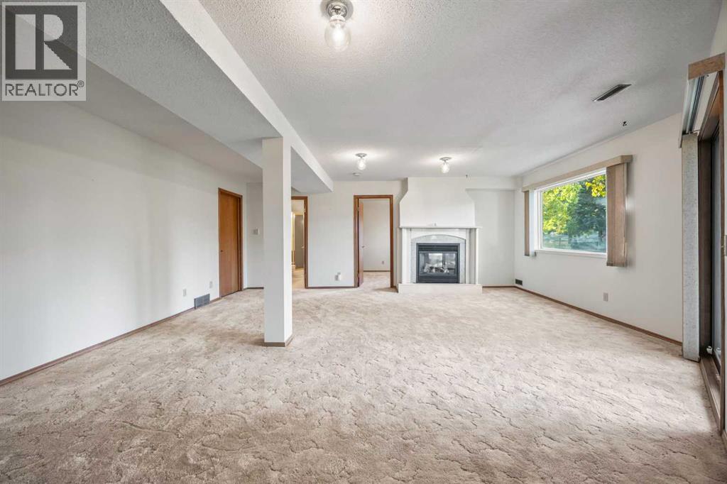 52 Sandarac Circle Nw, Calgary, Alberta  T3K 3V6 - Photo 25 - A2263600