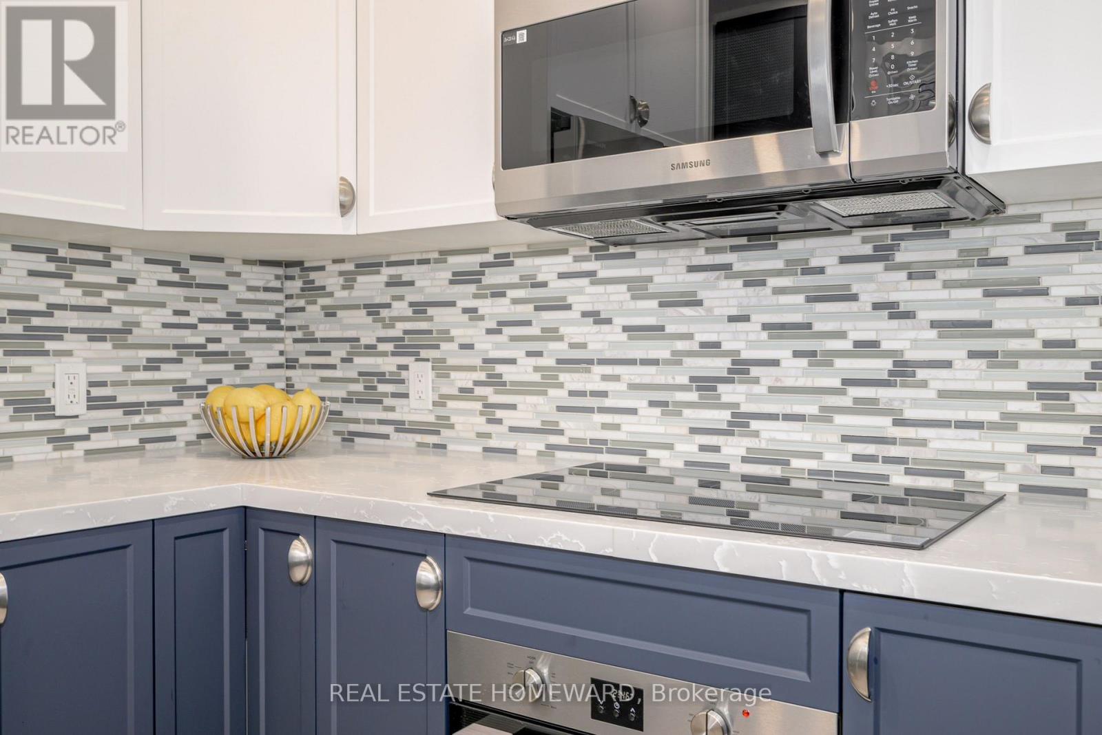 93 Agnes Street, Oshawa, Ontario  L1G 1V3 - Photo 13 - E12745156