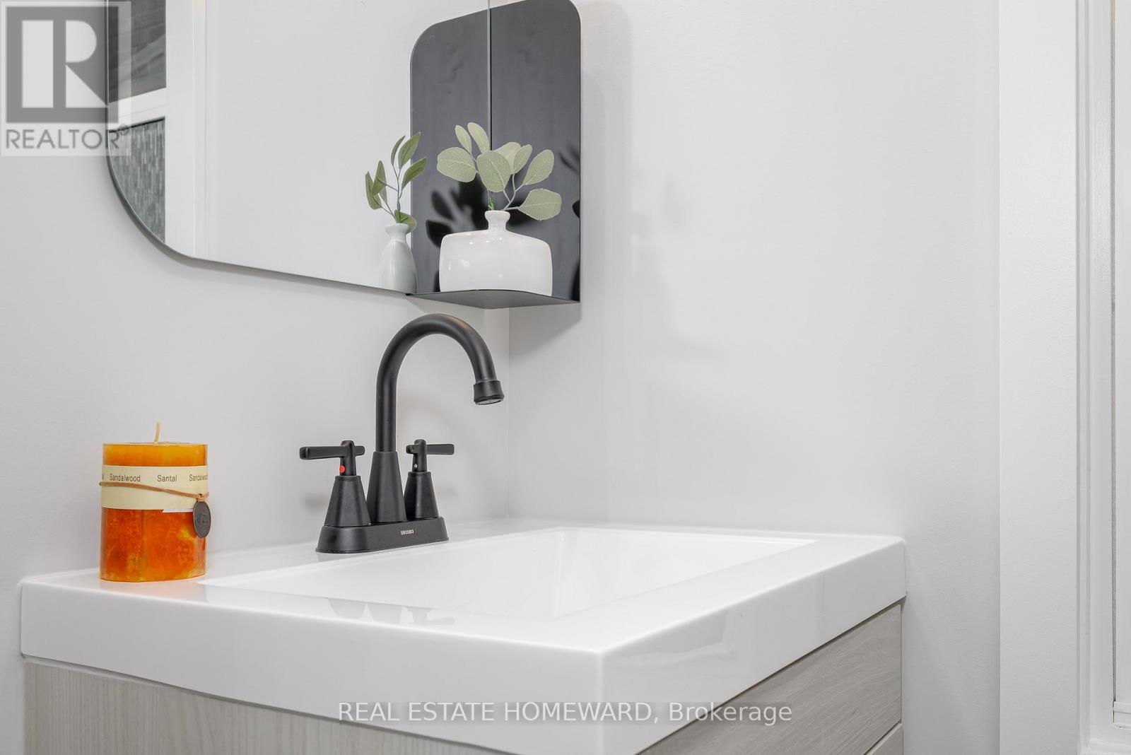 93 Agnes Street, Oshawa, Ontario  L1G 1V3 - Photo 17 - E12745156