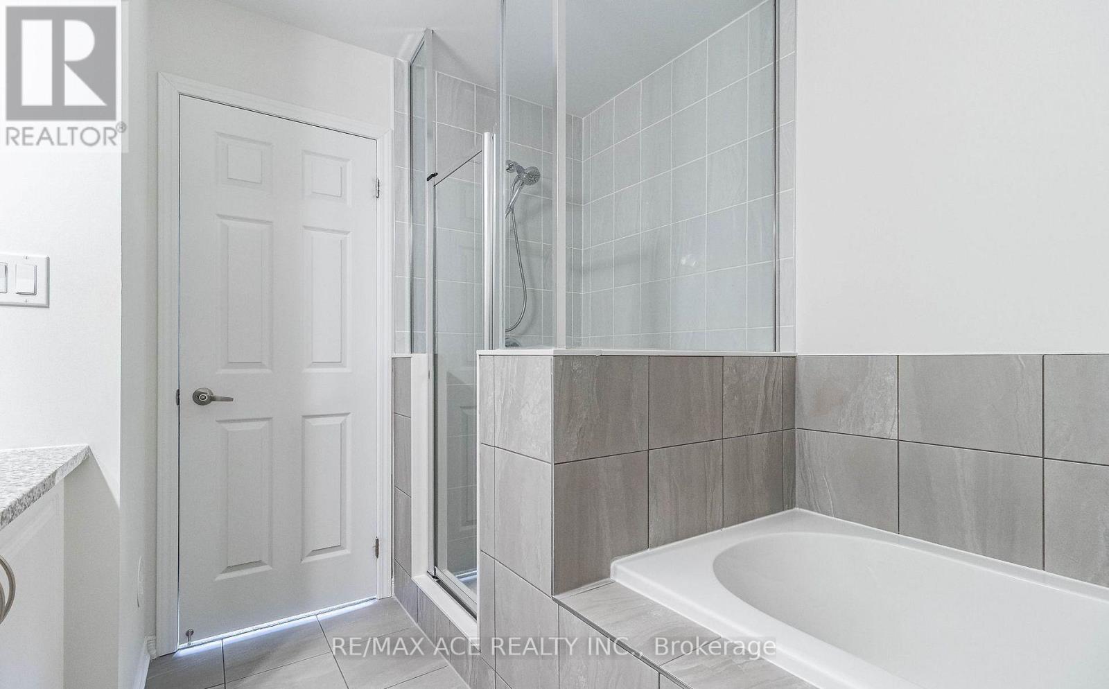 109 - 2560 Barbarolli Path, Oshawa, Ontario  L1L 0P9 - Photo 23 - E12745158