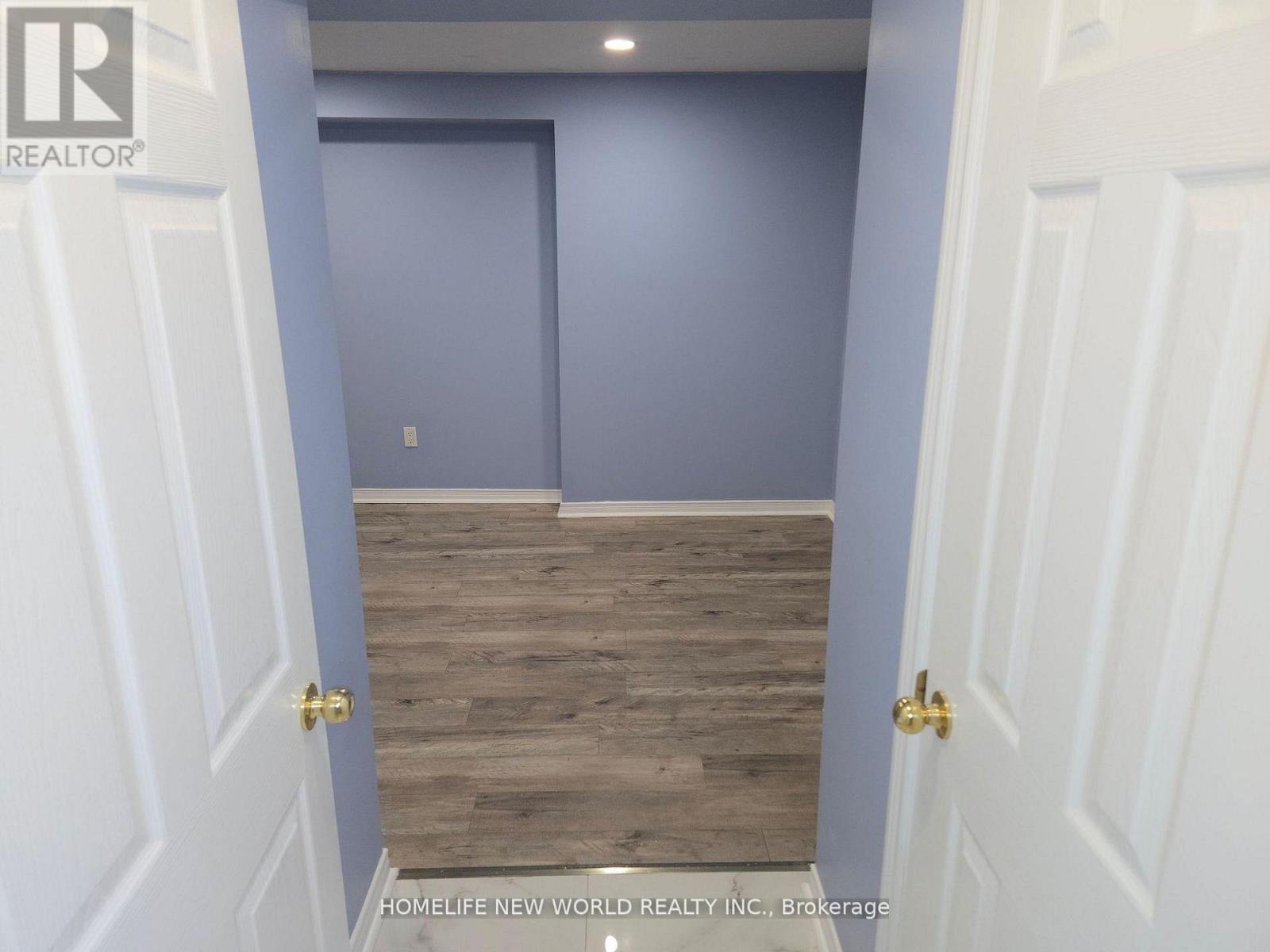 2134 Erin Gate Boulevard, Pickering, Ontario  L1X 2V3 - Photo 3 - E12745176