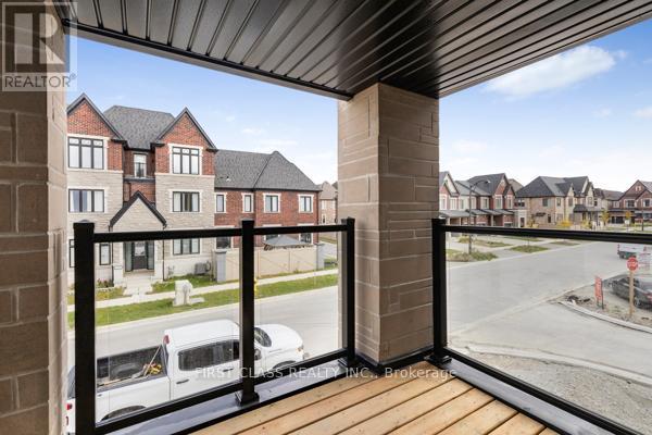 16 Jessica Antonella Street, Markham, Ontario  L6C 3M6 - Photo 13 - N12745152