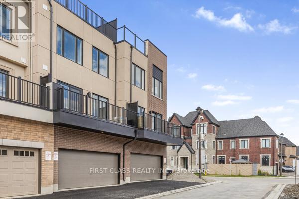 16 Jessica Antonella Street, Markham, Ontario  L6C 3M6 - Photo 6 - N12745152