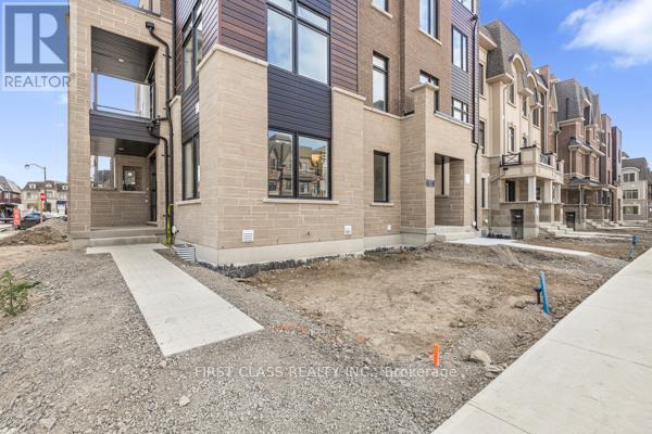 16 Jessica Antonella Street, Markham, Ontario  L6C 3M6 - Photo 7 - N12745152