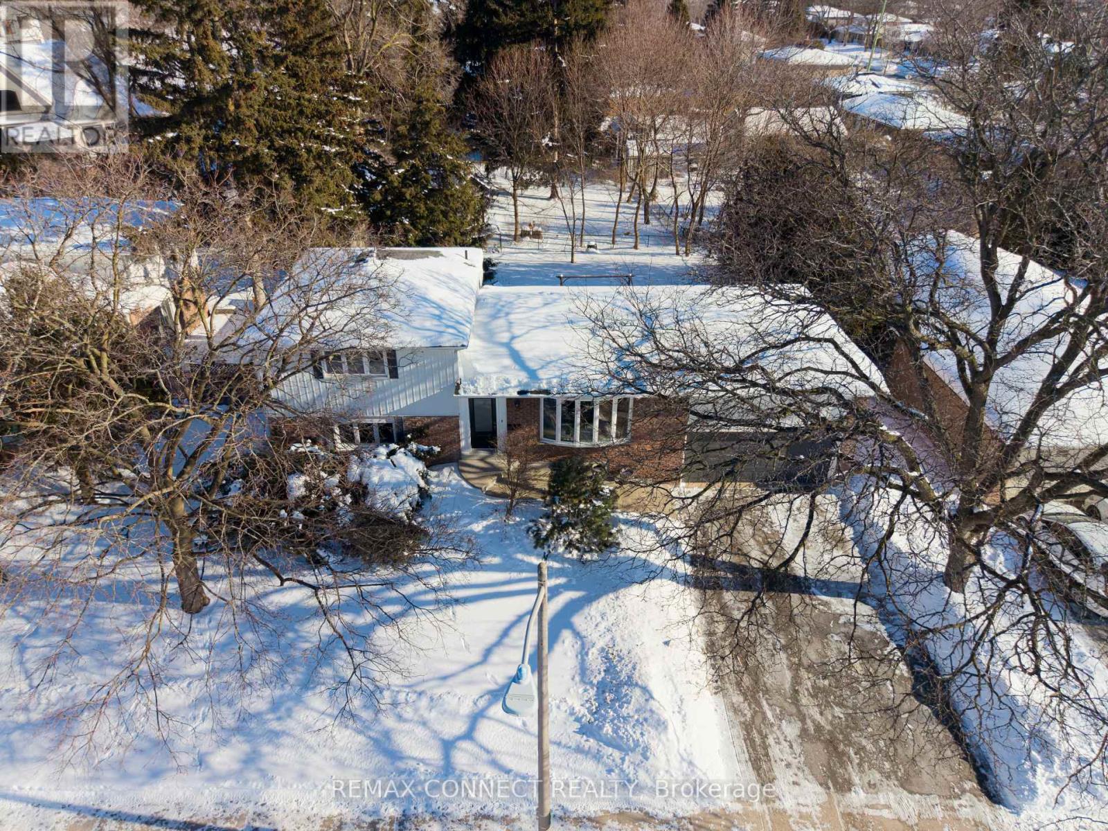 317 Sunset Drive, Oakville, Ontario  L6L 3M7 - Photo 42 - W12745102
