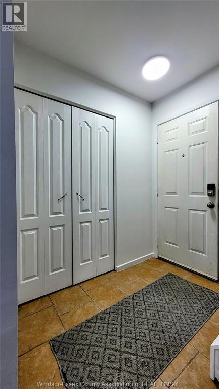 2983 Meadowbrook Lane, Windsor, Ontario N8T 3C4 - Photo 2 - 26002267