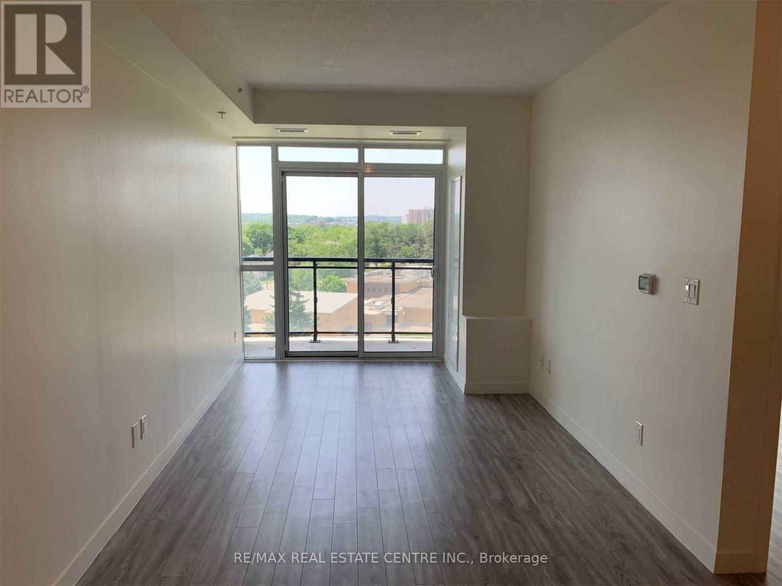 1007 - 128 King Street N, Waterloo, Ontario  N2J 2X9 - Photo 3 - X12745140