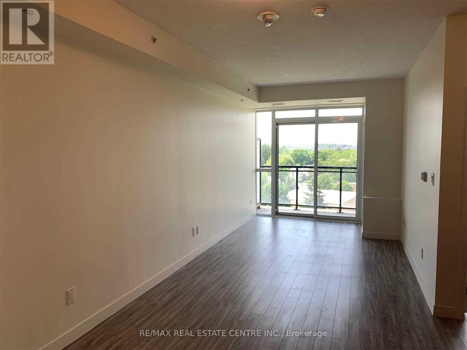 1007 - 128 King Street N, Waterloo, Ontario  N2J 2X9 - Photo 4 - X12745140