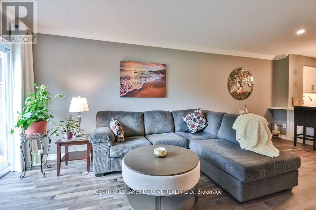 Unit #7 - 70 Laguna Parkway, Ramara, Ontario  L0K 1B0 - Photo 10 - S12705404