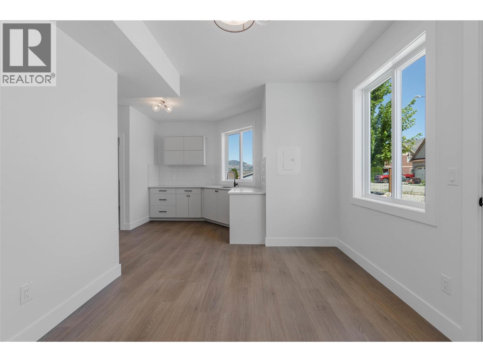 394 Chardonnay Avenue, Oliver, British Columbia  V0H 1T4 - Photo 8 - 10374346