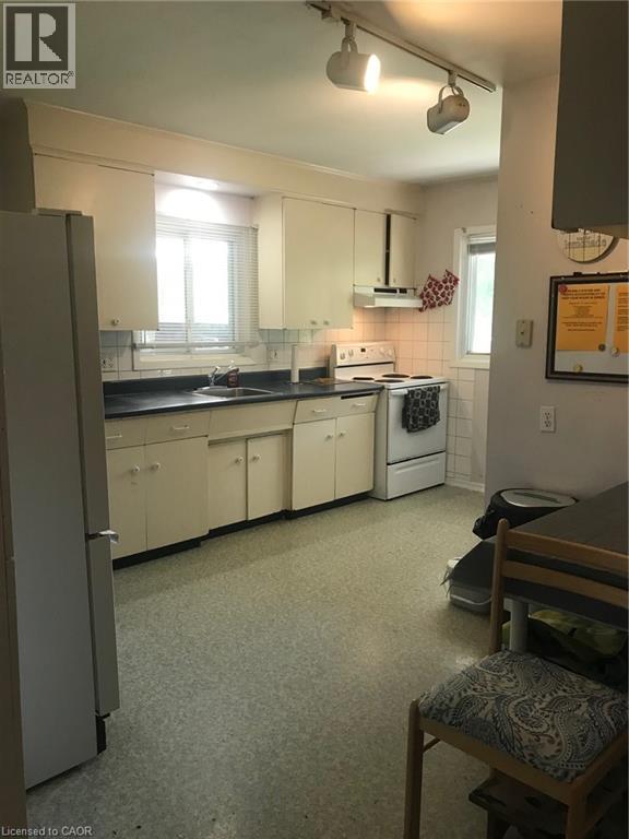 38 High Street, Waterloo, Ontario  N2L 3X8 - Photo 32 - 40801998