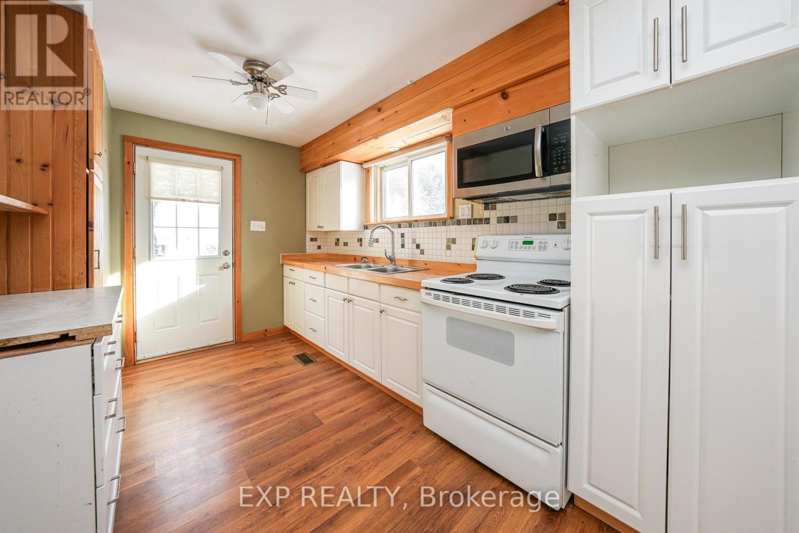 82094 Elm Street, Ashfield-Colborne-Wawanosh, Ontario  N7A 3Y2 - Photo 11 - X12745196