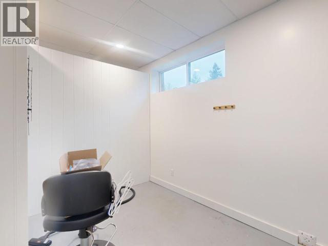 9398 Highway 101, Powell River, British Columbia  V8A 0P2 - Photo 16 - 19615