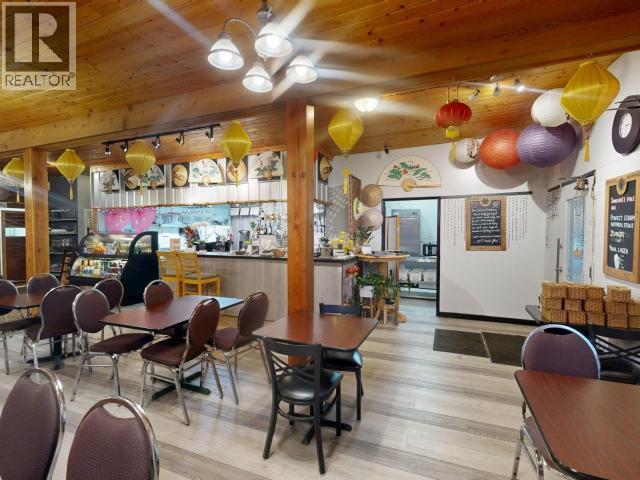 9398 Highway 101, Powell River, British Columbia  V8A 0P2 - Photo 5 - 19615