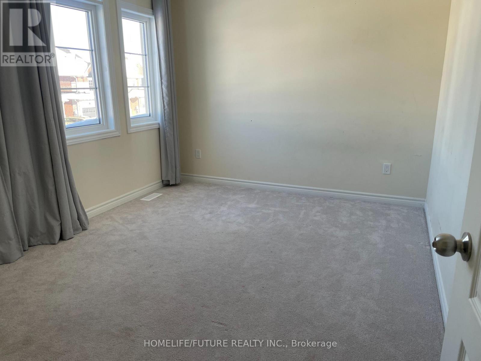 127 Hawkins Street, Georgina, Ontario  L0E 1R0 - Photo 16 - N12703912