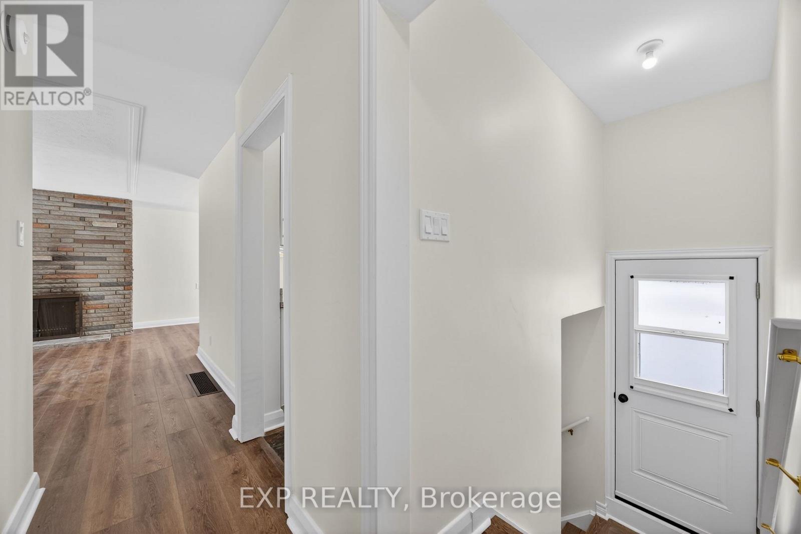 2420 Ridge Road W, Oro-Medonte, Ontario  L0L 2L0 - Photo 27 - S12604064