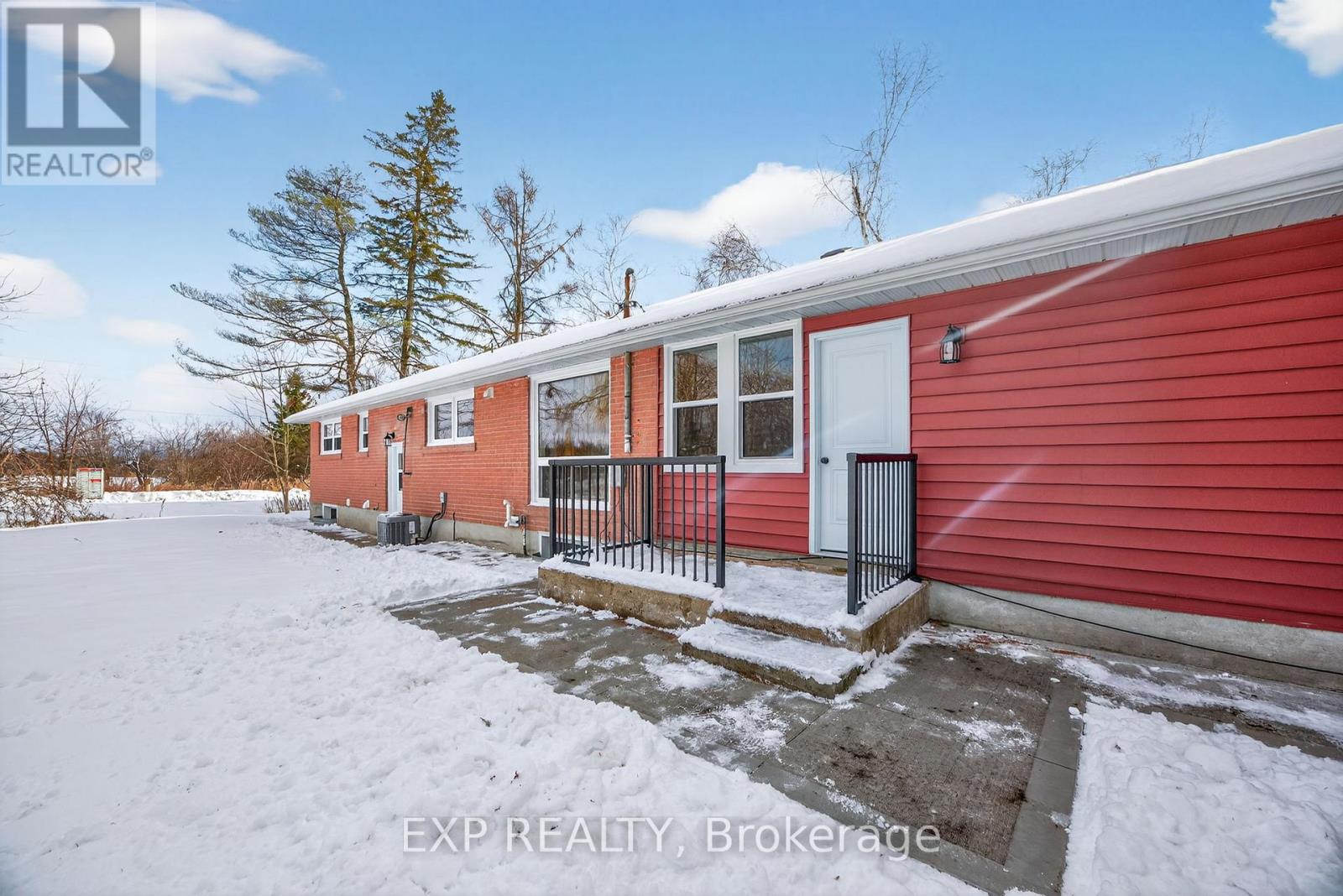 2420 Ridge Road W, Oro-Medonte, Ontario  L0L 2L0 - Photo 41 - S12604064