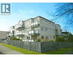 205 33 N TEMPLETON DRIVE, Vancouver, British Columbia