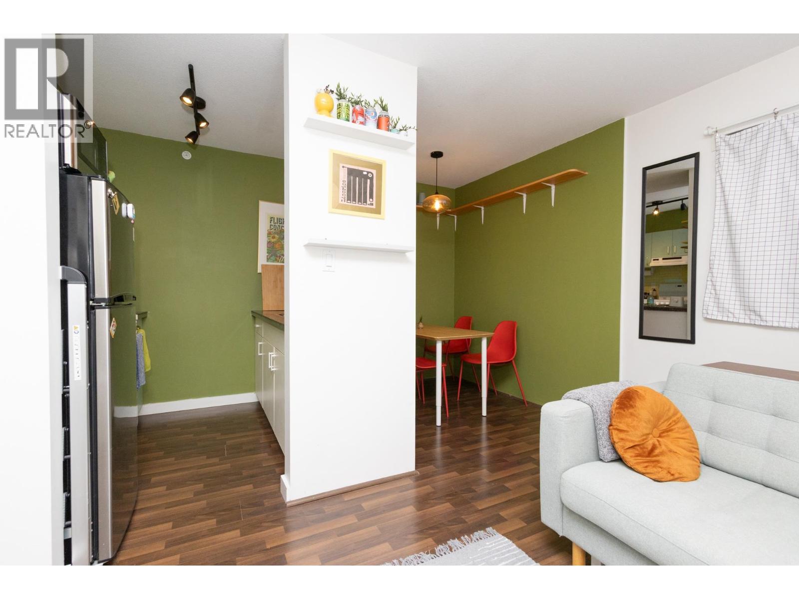 205 33 N Templeton Drive, Vancouver, British Columbia  V5L 3C9 - Photo 9 - R3077985